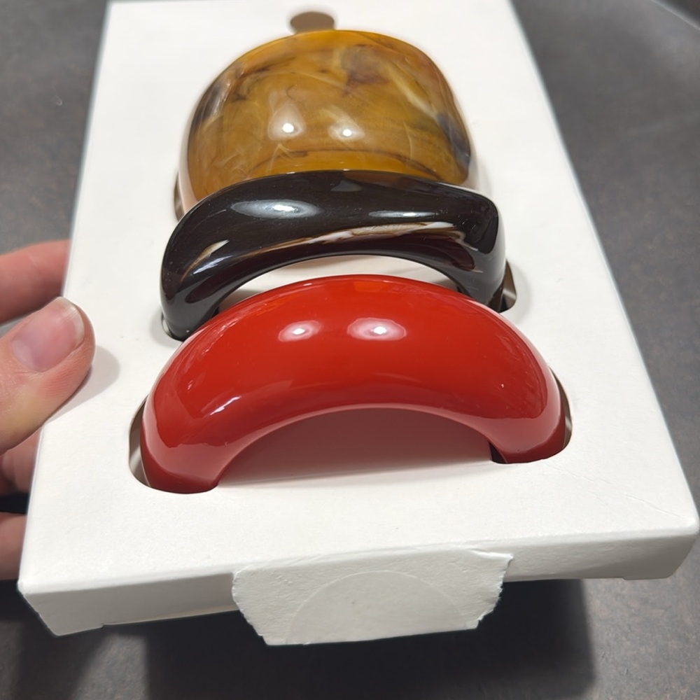 ZARA SET OF 3 RESIN BANGLE BRACELETS - Picture 3 of 5